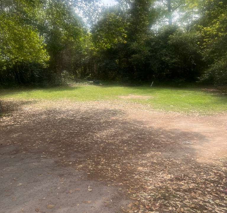 2nd image of 1405 Eagle Rd #20