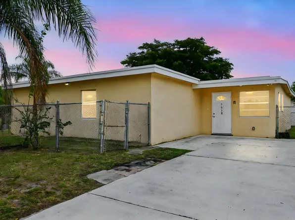 5618 Cinnamon Drive, West Palm Beach, FL 33415