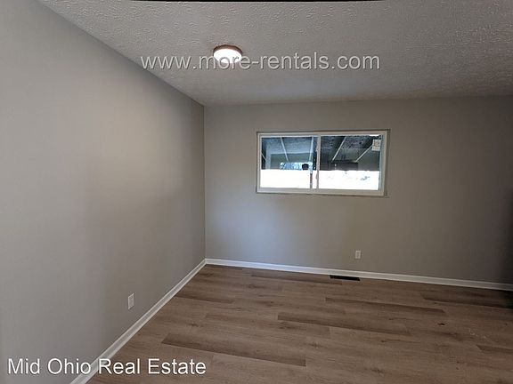 4th image of 5104 Benham Dr