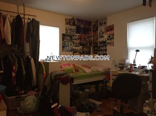 7 Cottage Pl, Newton, MA 02465