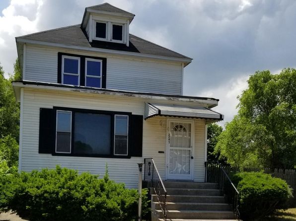 2247 W 10th Pl, Gary, IN 46404
