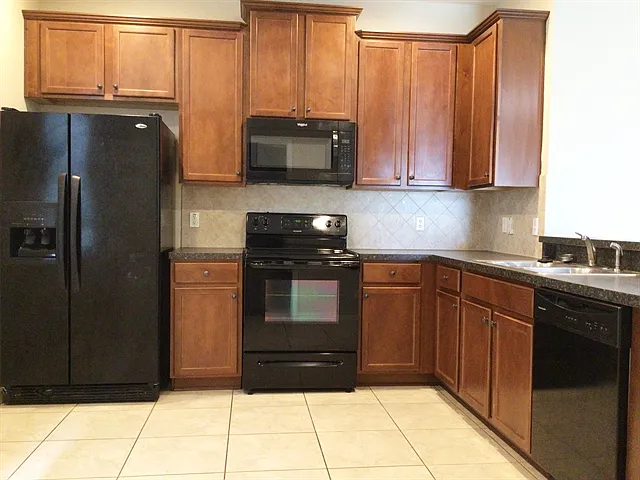 607 Arbor Pointe Ave — Photo 6