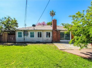 2425 Bobby Ln, Santa Ana, CA 92706