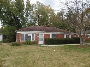 111 E 13th Pl, Lombard, IL