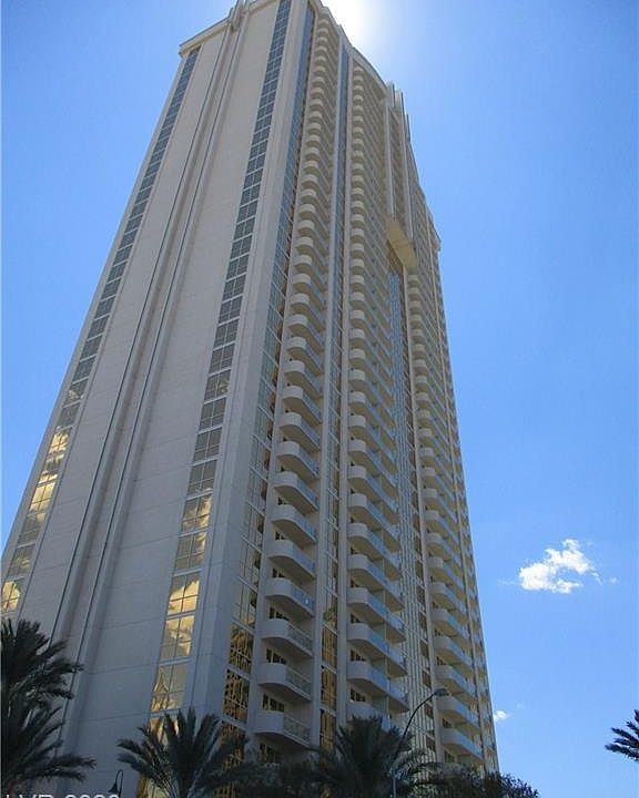 1st image of 125 E Harmon Ave #716