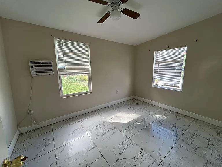 8269 NW 1st Pl — Photo 5