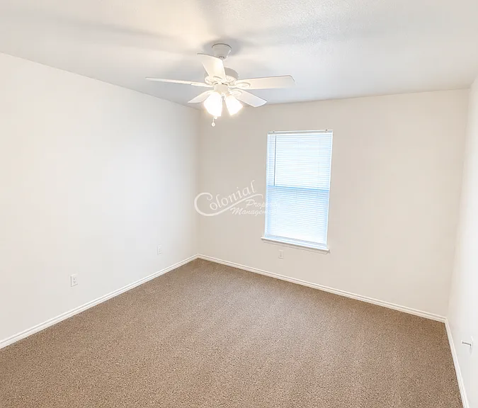 315 Janelle Dr #B — Photo 10