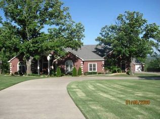 120 Woodcliff Rd, Springdale, AR 72764