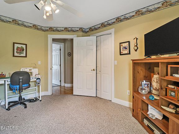 20th image of 281 Hatler Rd