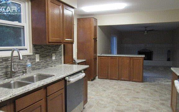 4th image of 12365 Dollar Lake Ct