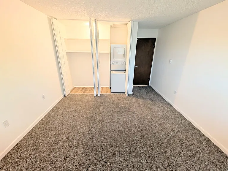 Kingcity Apartments — Photo 89