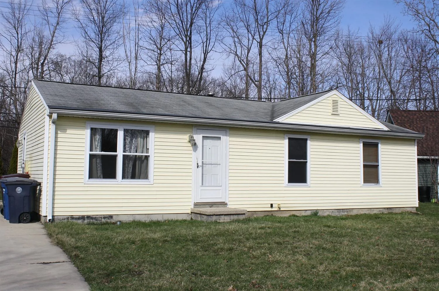 9 Plainview Ct photo 1