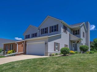 2726 Sandra Ln, Waukesha, WI 53188