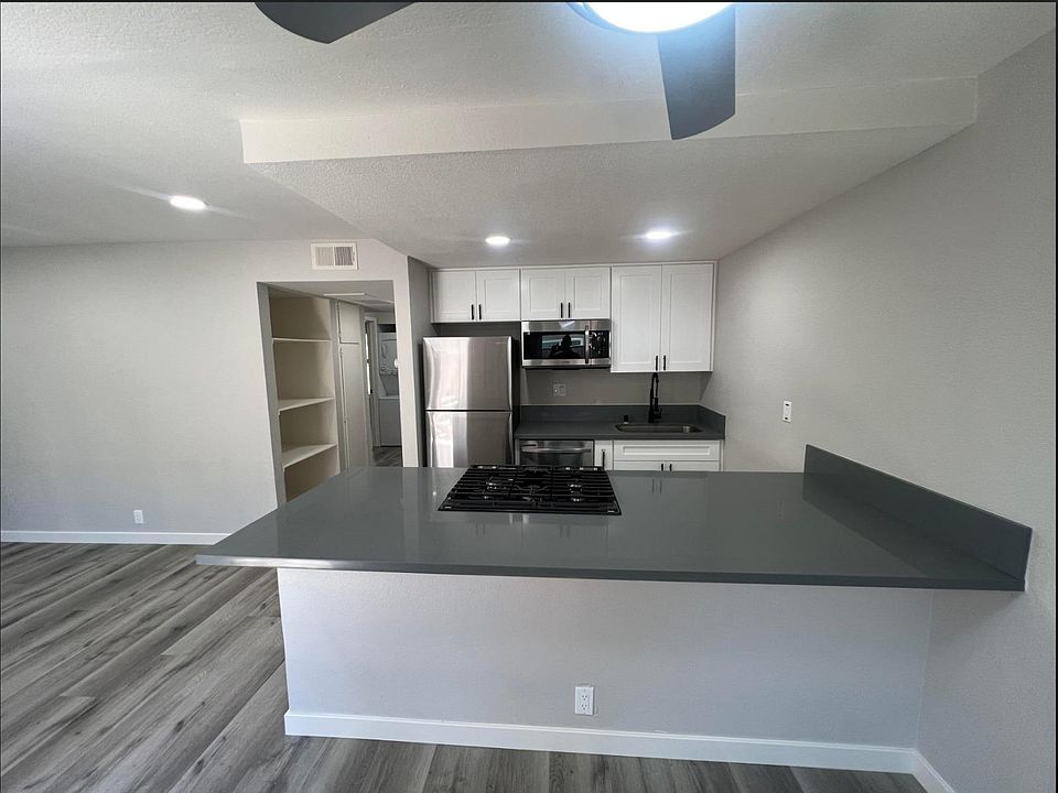 2nd image of 4588 Idaho St #3