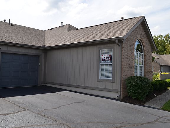 2nd image of 237 Windemere Pl