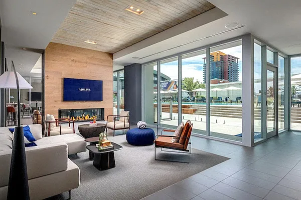 Adeline Luxury Living — Photo 33