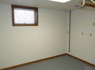 312 Oak Ave, Baltic, SD 57003