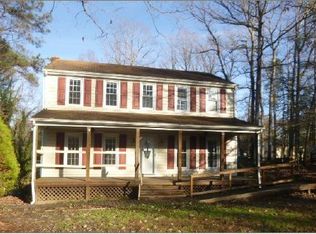 10101 Post Horn Dr, North Chesterfield, VA 23237