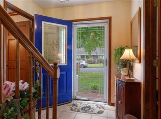 552 Sterling Rd, Virginia Beach, VA 23464