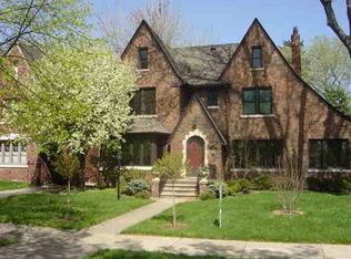 1200 Grayton St, Grosse Pointe, MI 48230