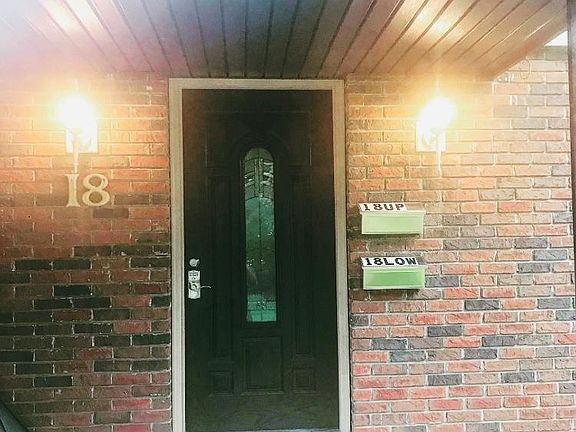 5th image of 18 Ayrault Dr #2
