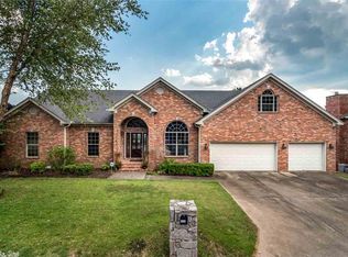 13531 Saddle Hill Dr, Little Rock, AR 72212