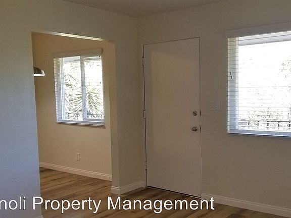 4th image of 222 W Mission St APT 6