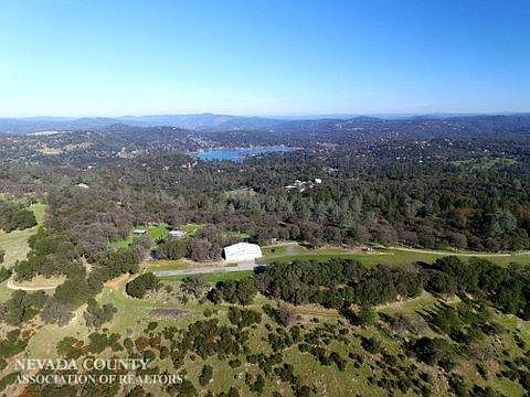 2nd image of 19600 Toyon Dr