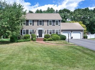 25 Bridle Path, Franklin, MA 02038