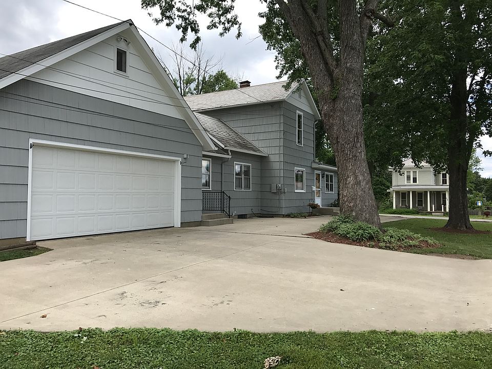 2nd image of 308 S Main St