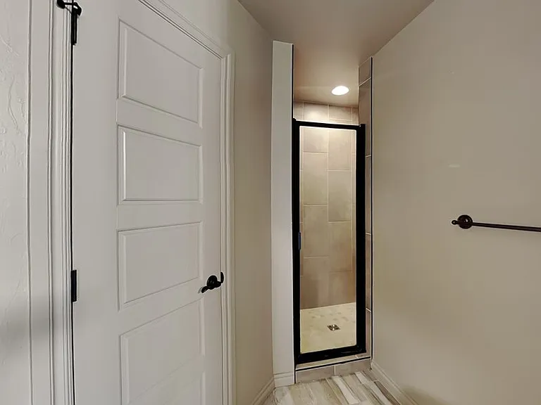 509 N Main St — Photo 11