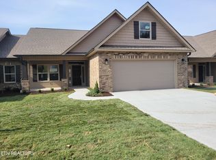 1335 Kenzi Rose Ln, Knoxville, TN 37918