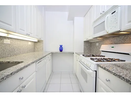 Rented by Corcoran | media 6