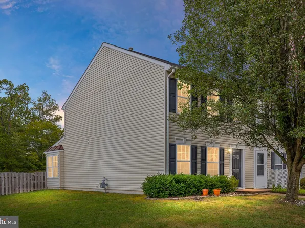 9933 Matti Hill Ct, Fredericksburg, VA 22408