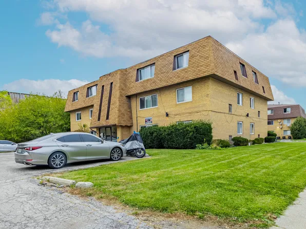 10440 Natoma Ave APT 11, Chicago Ridge, IL 60415