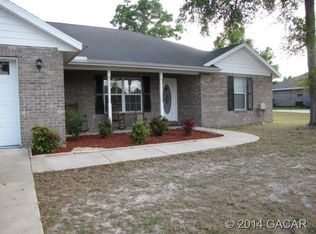 25241 SW 21st Pl, Newberry, FL 32669