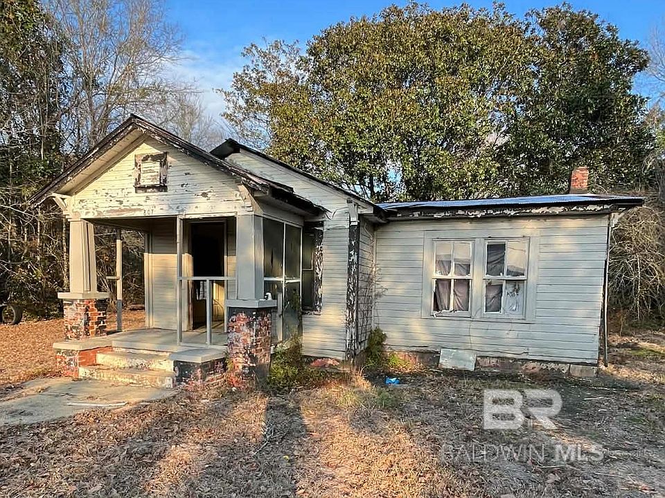 1st image of 807 Daphne Rd