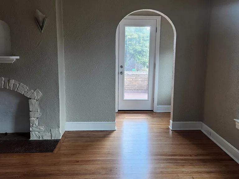 5737 Goodwin Ave — Photo 7