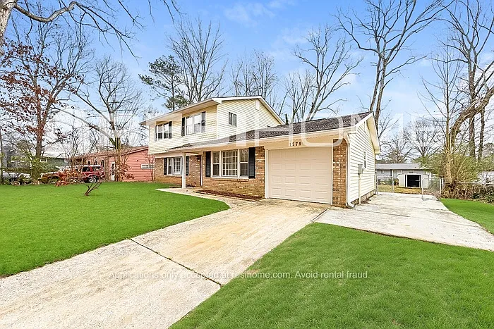 4 bed, 2.0 bath, 1620 sqft, $1,825 — Photo 2