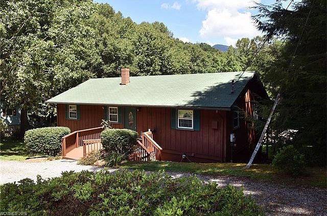 1st image of 44 Robinhood Ln #33