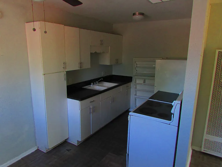 6641 San Pedro Ave #4 — Photo 5