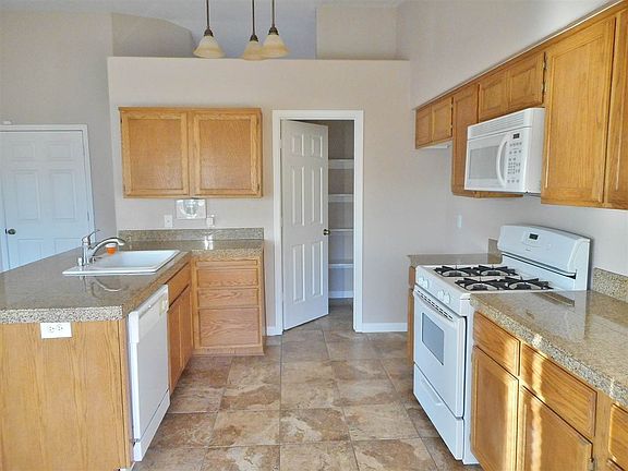 4th image of 8693 E 24th Ln