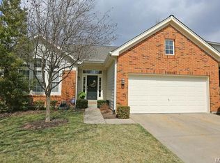 16813 Chesterfield Bluffs Cir, Chesterfield, MO