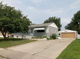 813 Yvonne Dr, Riverton, WY 82501