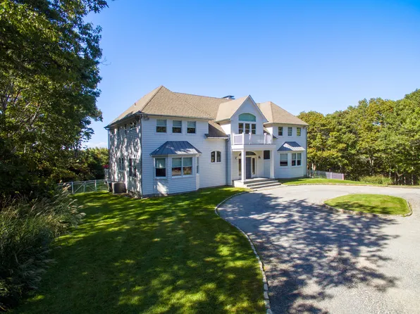 16 Watermill Height Dr, Water Mill, NY 11976