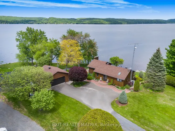 2176 Bay Rd, Champlain, ON K0B 1K0