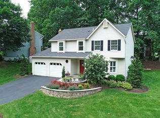 12009 Rosiers Branch Dr, Herndon, VA 20170