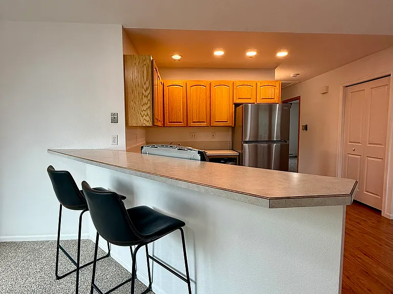 415 Mason Ct #2B — Photo 9