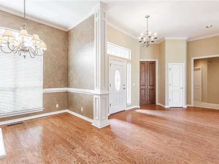 14708 Lamplight Ln — Photo 16
