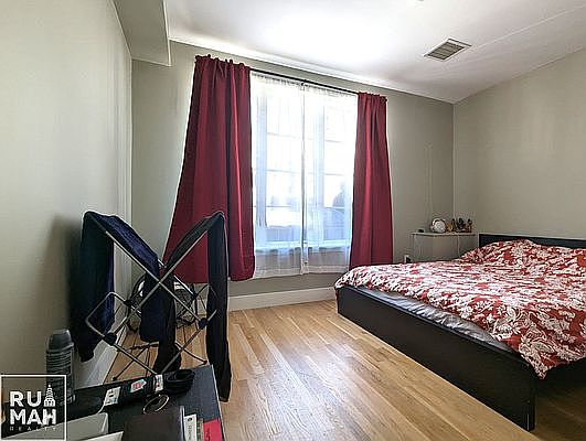 5th image of 1636 De Kalb Ave #1A
